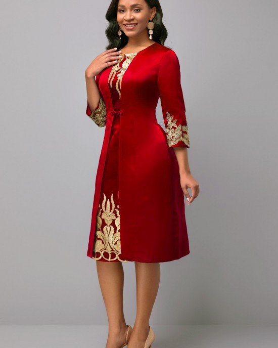 Round Neck 3/4 Sleeve Embroidered Dress